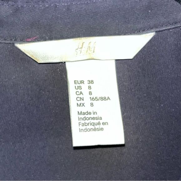 Women's H&M Black Semi Sheer Long Sleeve Button Down Shirt - Picture 6 of 8